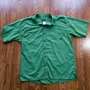New Patagonia Green Button Up Short Sleeve Shirt